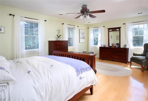 24 Arrowhead Road Marblehead, MA 01945 - Photo 9 of 12