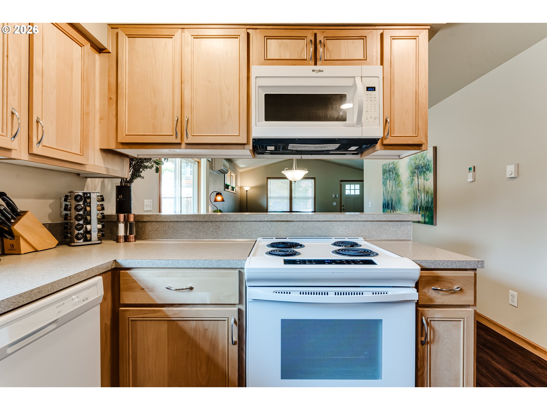 1529 Charnelton Alley Eugene, OR 97401 - Photo 16 of 35