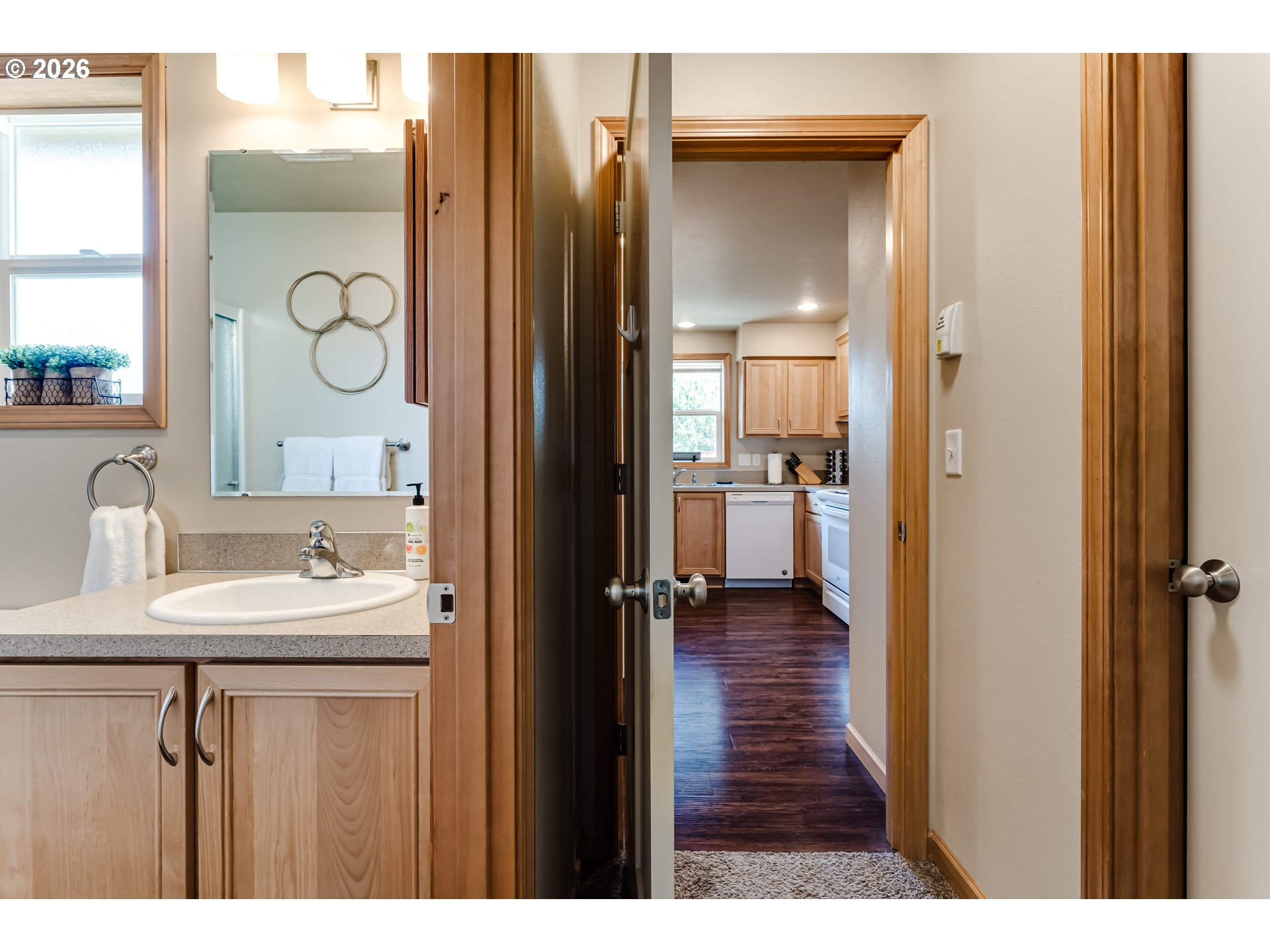 1529 Charnelton Alley Eugene, OR 97401 - Photo 22 of 35