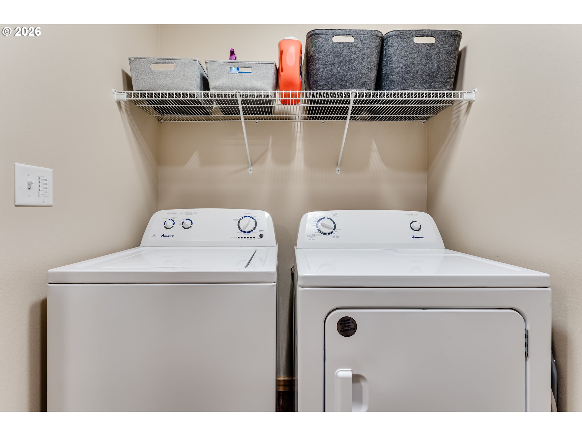 1529 Charnelton Alley Eugene, OR 97401 - Photo 28 of 35 Laundry
