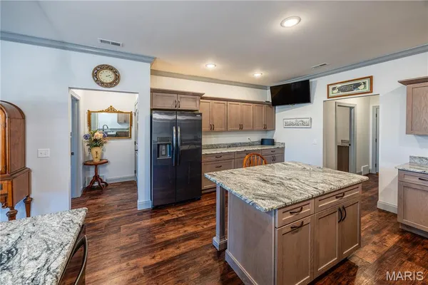 $529,000 | 1656 Warren Lake Drive, Jackson, MO 63755