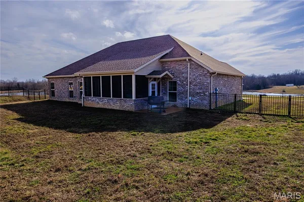 $529,000 | 1656 Warren Lake Drive, Jackson, MO 63755