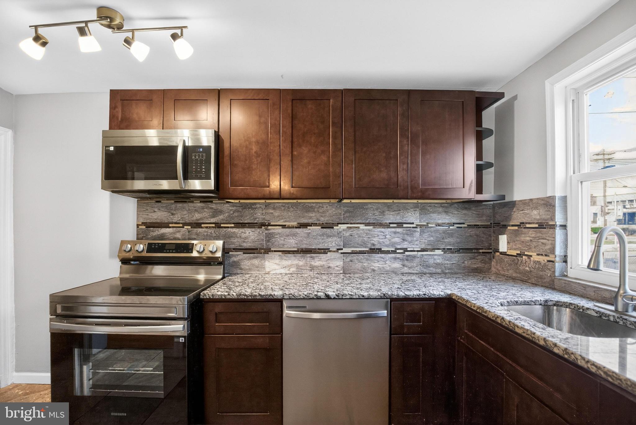 7431 Drexel Road Philadelphia, PA 19151 - Photo 12 of 30 Gallery Image 12