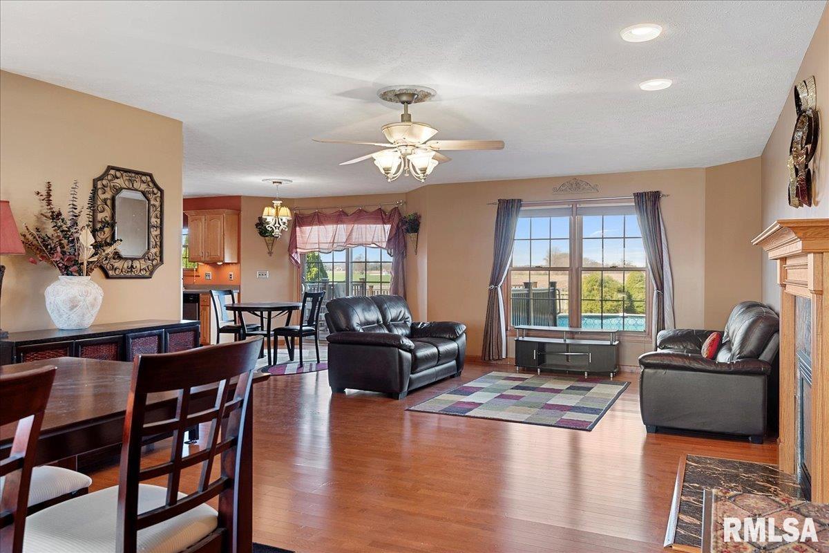 5413 Turnstone Road Springfield, IL 62711 - Photo 5 of 51