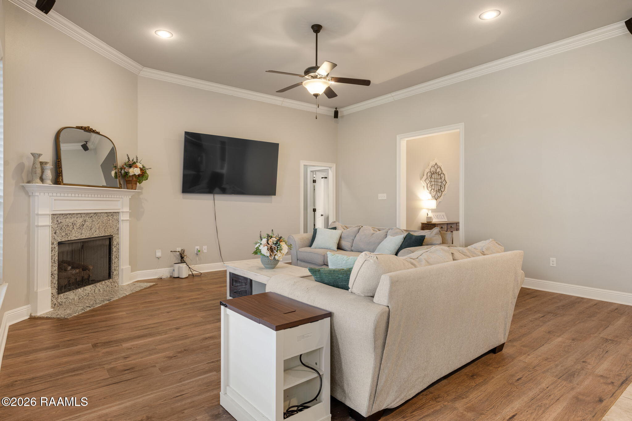 Large living rm with gas fireplace