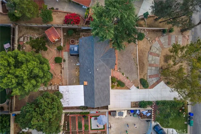an aerial view of multiple house