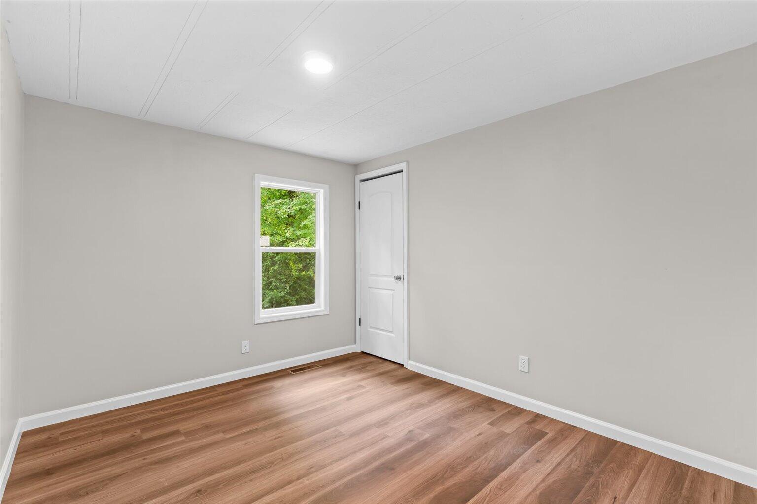 148 Watkins Way Dalton, GA 30721 - Photo 29 of 41 29-DSC04011