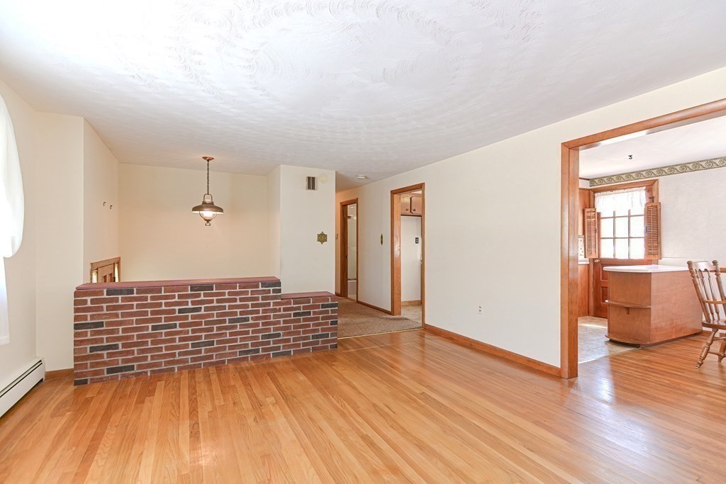 6 Brady Road Westborough, MA 01581 - Photo 6 of 32 Gallery Image 6
