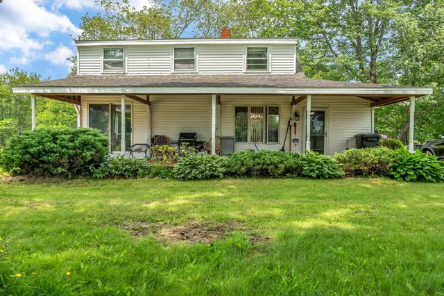 $365,000 | 350 Cushing Road, Cushing, ME 04563