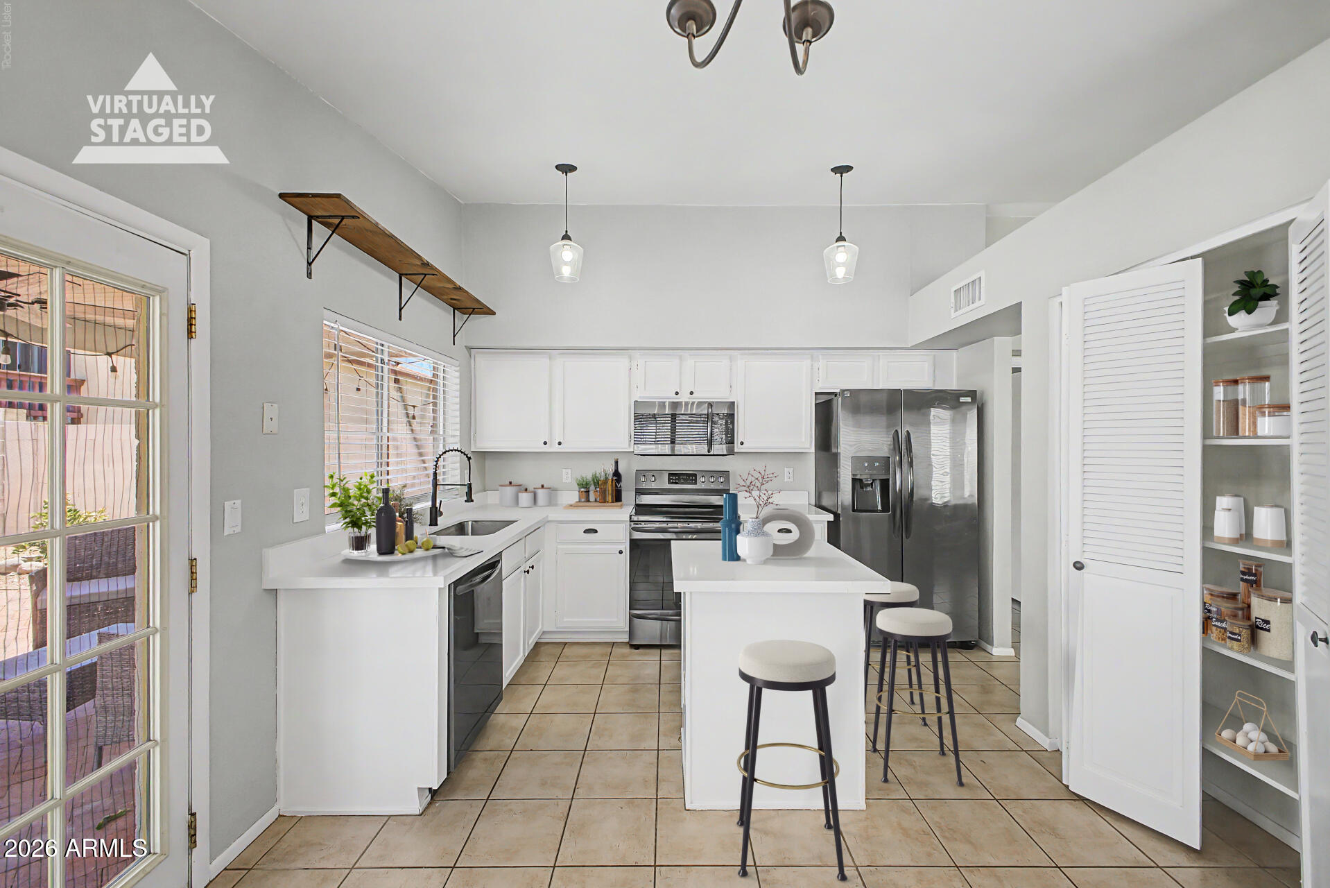 9405 South 45th Place Phoenix, AZ 85044 - Photo 13 of 31 12-45th.scene