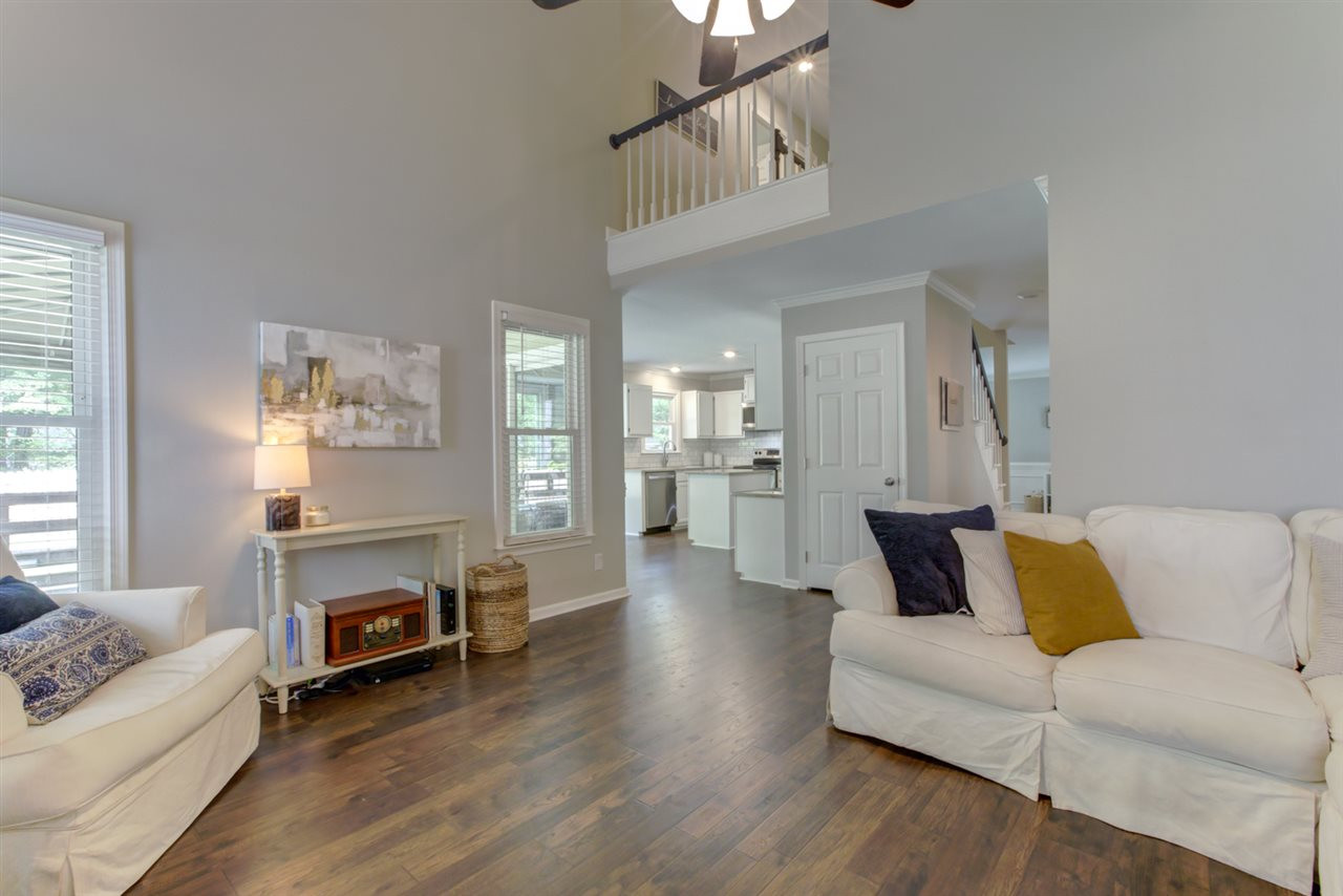 5516 Banwell Place Raleigh, NC 27613 - Photo 13 of 30 Family Room