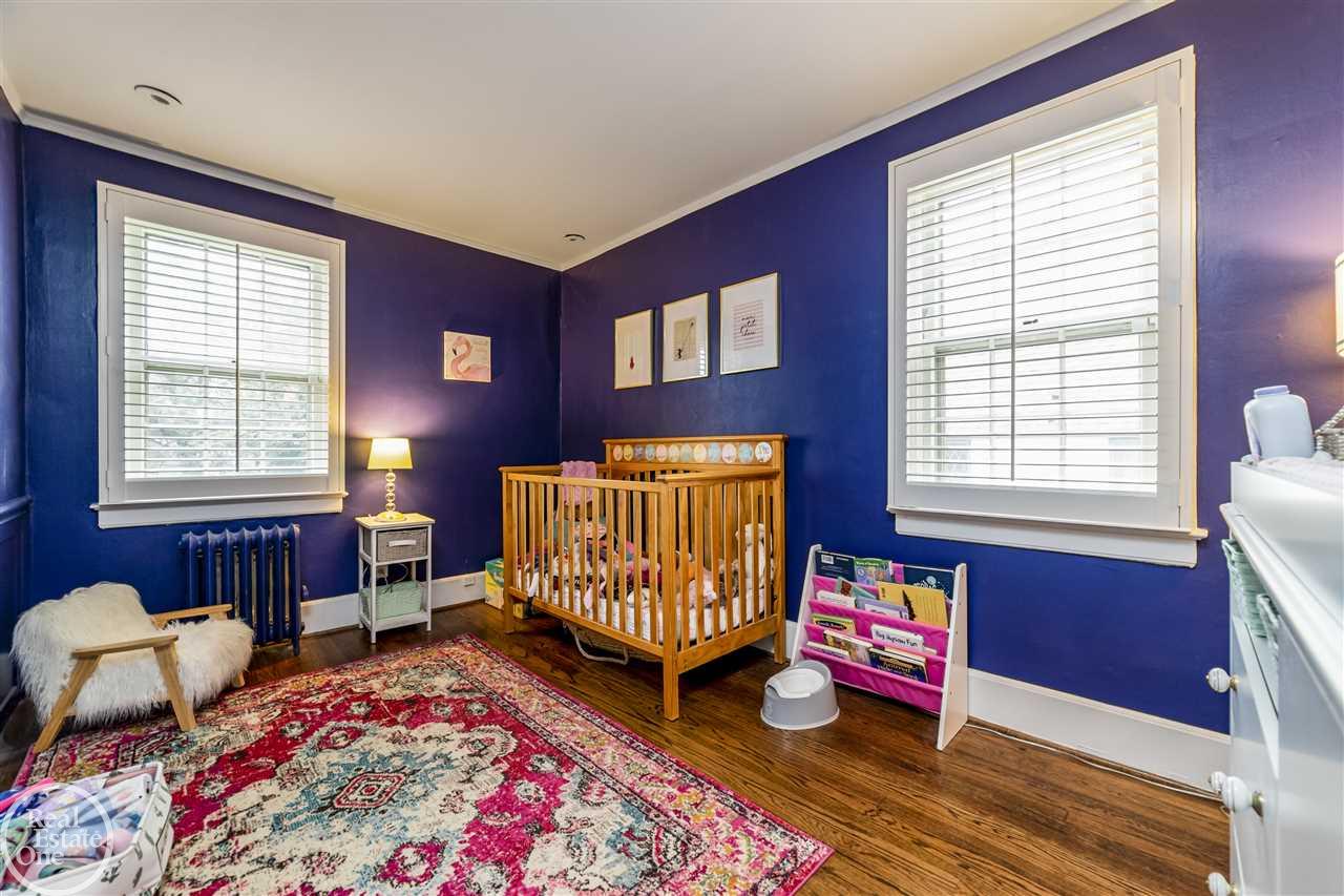 69 Moran Road Grosse Pointe, MI 48236 - Photo 27 of 44 50003422-26.JPG