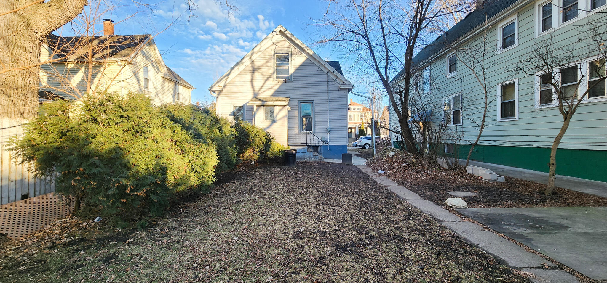 1640 Boyd Avenue Racine, WI 53405 - Photo 15 of 15 Backyard