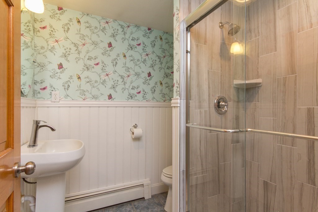 34 New Pond Road Groton, MA 01450 - Photo 9 of 25 Gallery Image 9