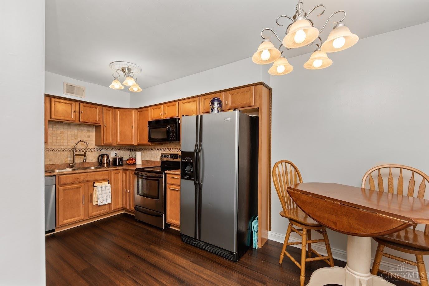 1163 Witt Road, Unit 314 Cincinnati, OH 45255 - Photo 3 of 12 Gallery Image 3