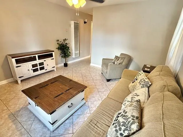 $1,900 | 228 Annex Street, Destrehan, LA 70047