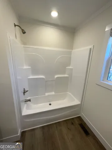 a picture of a black and white photo