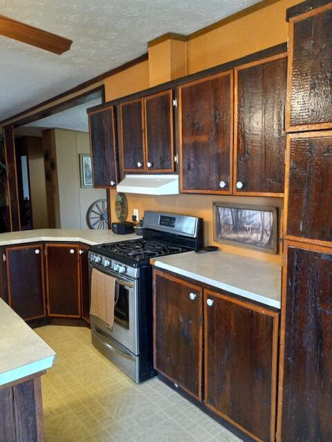 16291 Rinehart Road Mount Vernon, OH 43050 - Photo 9 of 28 rinehart stove kitchen