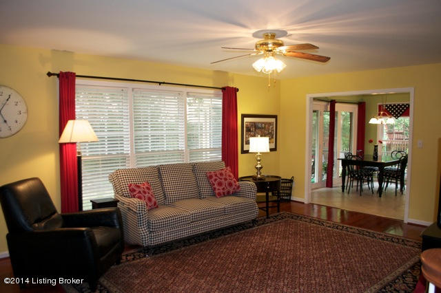 1407 Twin Ridge Road Louisville, KY 40242 - Photo 11 of 29 DSC_0093