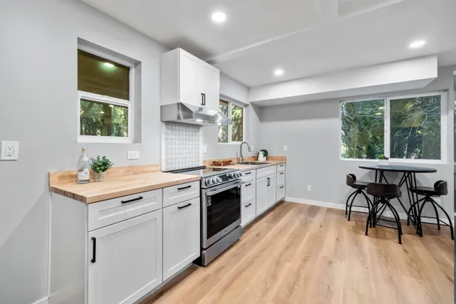 $1,189,000 | 831 Hillcrest Drive, Felton, CA 95018