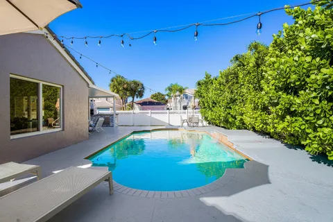 $639,900 | 3637 Stratton Lane, Boynton Beach, FL 33436