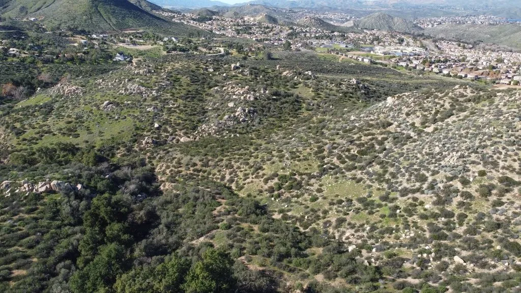 7 Turtle Creek Rd Lake Lake Elsinore, CA 92530 - Photo 17 of 23