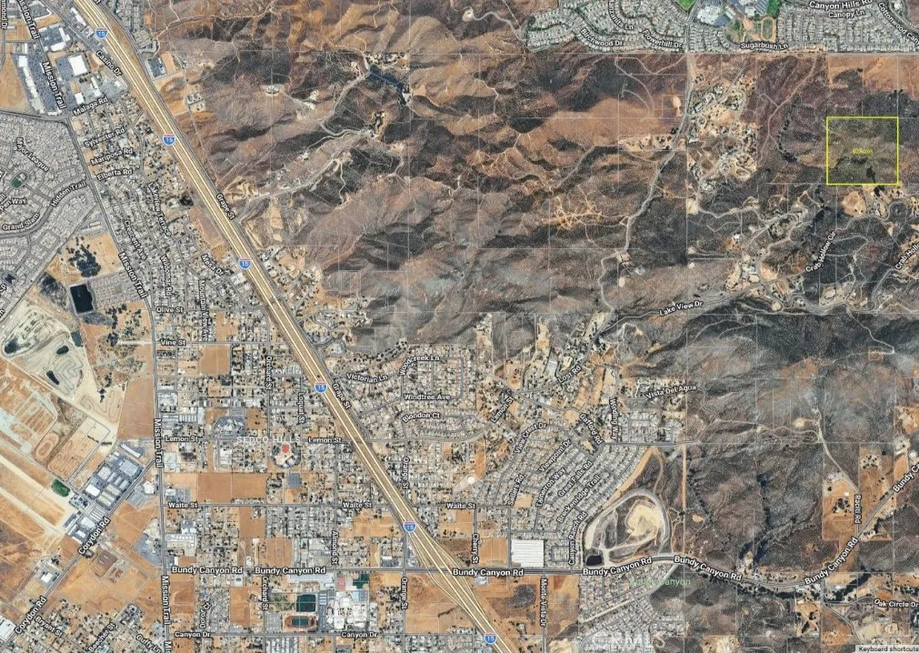 7 Turtle Creek Rd Lake Lake Elsinore, CA 92530 - Photo 21 of 23