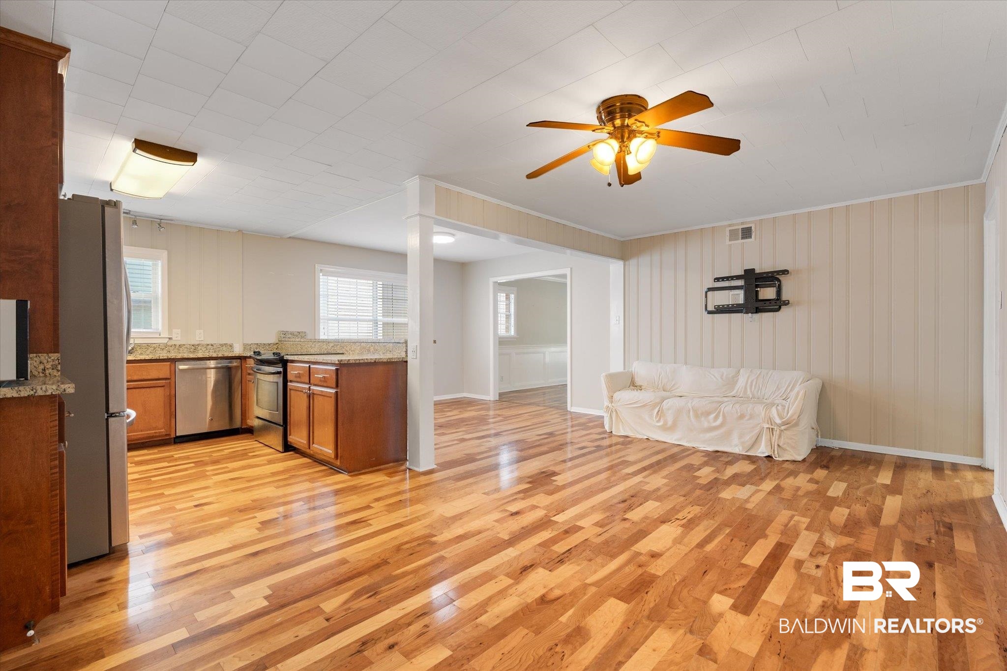 211 Grand Boulevard Mobile, AL 36607 - Photo 7 of 31 Gallery Image 7