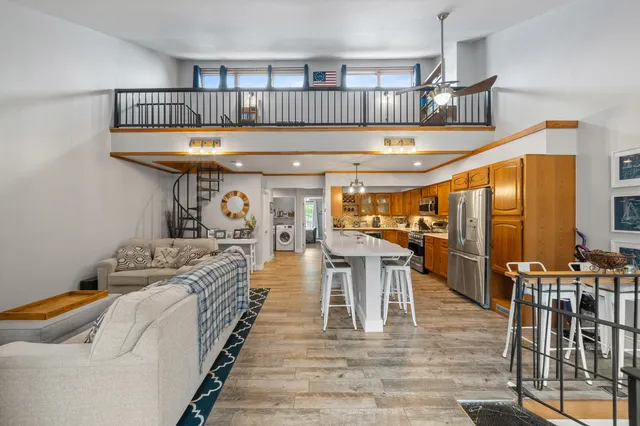 $425,000 | 814 Kendall Lane, Unit 3C, Lake Geneva, WI 53147