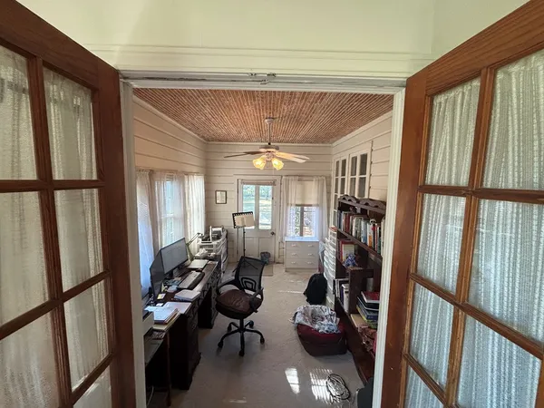 $2,000 | 603 Fulton Street, Fredericksburg, TX 78624