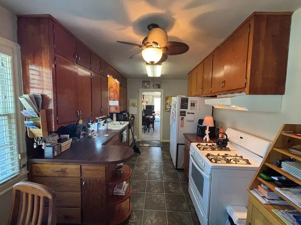 $2,000 | 603 Fulton Street, Fredericksburg, TX 78624