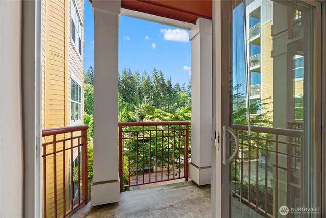 a room with window and closet
