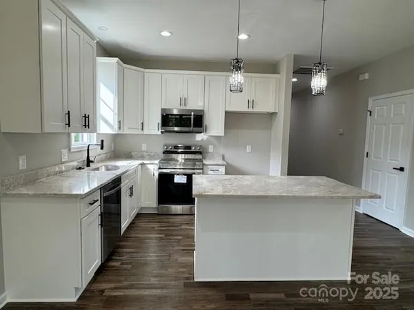 $335,000 | 209 Eagles Landing, Morganton, NC 28655