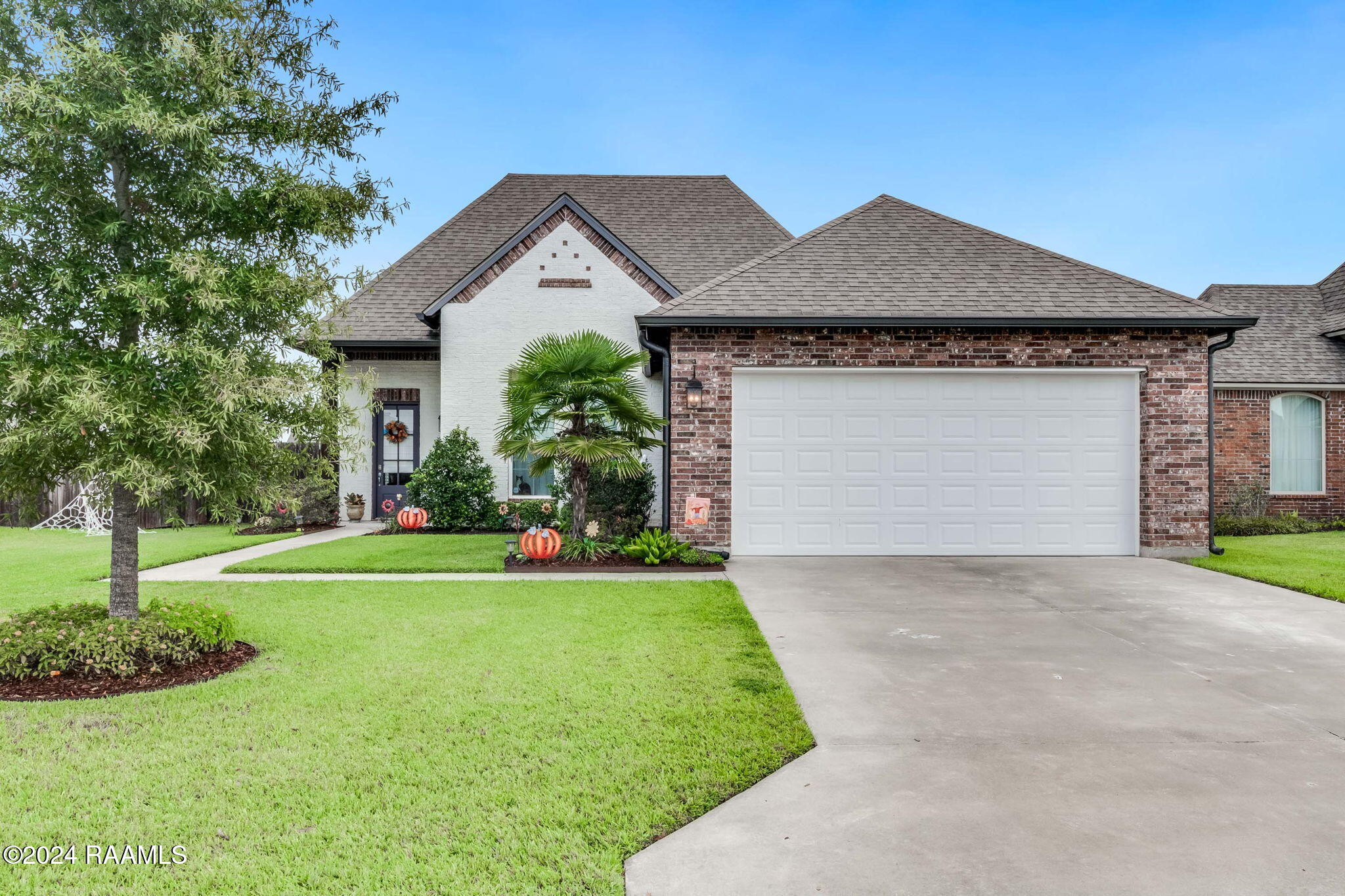 205 Old Rd Drive Broussard, LA 70518 - Photo 2 of 26 1-web-or-mls-205 Old Rd Drive EX-1