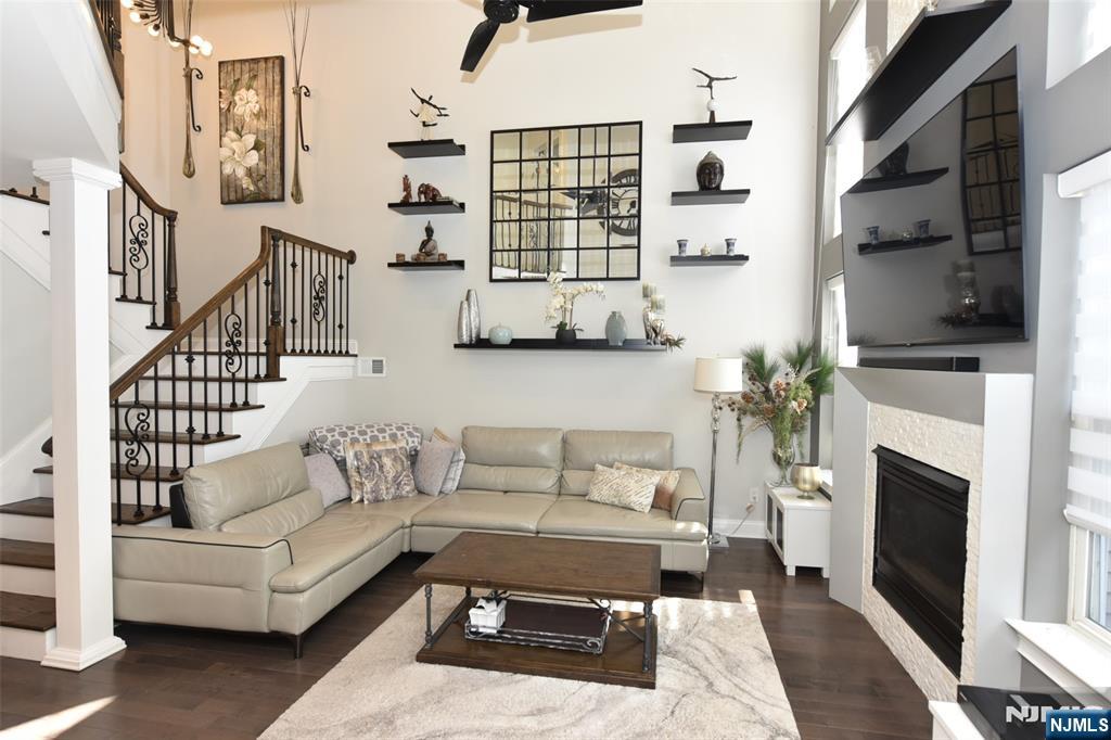 397 Green Mountain Road Mahwah, NJ 07430 - Photo 17 of 40 Gallery Image 17