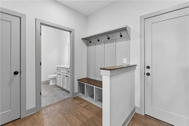 $599,950 | 2704 Northeast Amanda Lane, Blue Springs, MO 64029