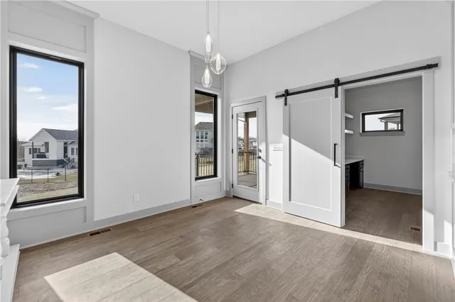 $599,950 | 2704 Northeast Amanda Lane, Blue Springs, MO 64029