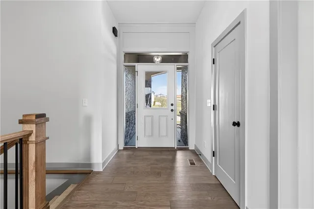 $599,950 | 2704 Northeast Amanda Lane, Blue Springs, MO 64029