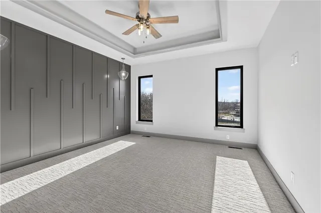 $599,950 | 2704 Northeast Amanda Lane, Blue Springs, MO 64029