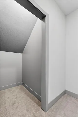 $599,950 | 2704 Northeast Amanda Lane, Blue Springs, MO 64029