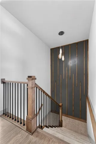 $599,950 | 2704 Northeast Amanda Lane, Blue Springs, MO 64029