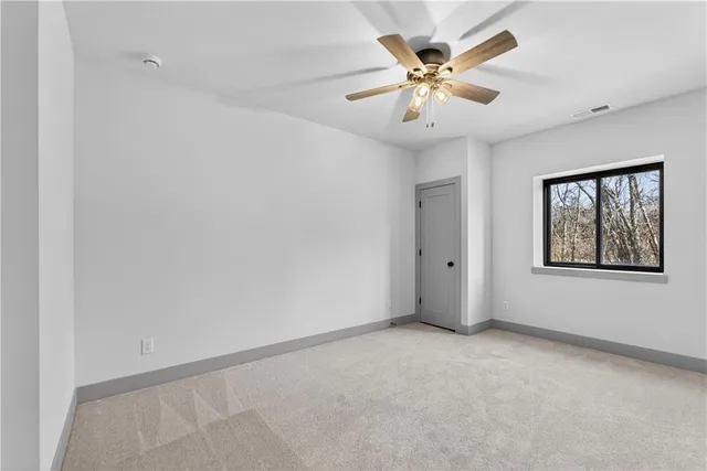 $599,950 | 2704 Northeast Amanda Lane, Blue Springs, MO 64029