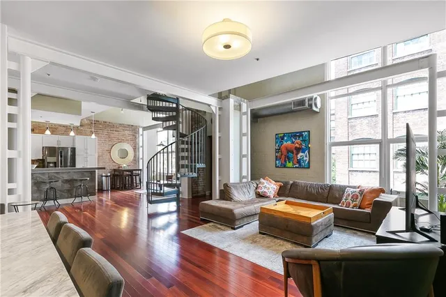 $699,900 | 1111 South Peters Street, Unit 405, New Orleans, LA 70130