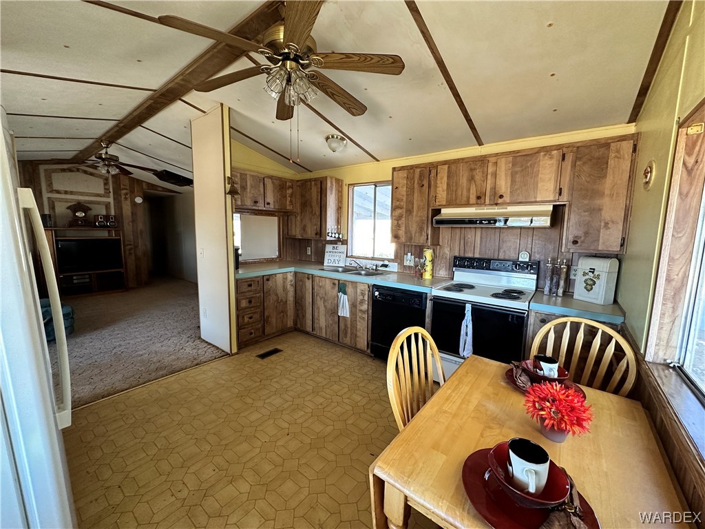 404 South Verde Road Golden Valley, AZ 86413 - Photo 9 of 59 Gallery Image 9