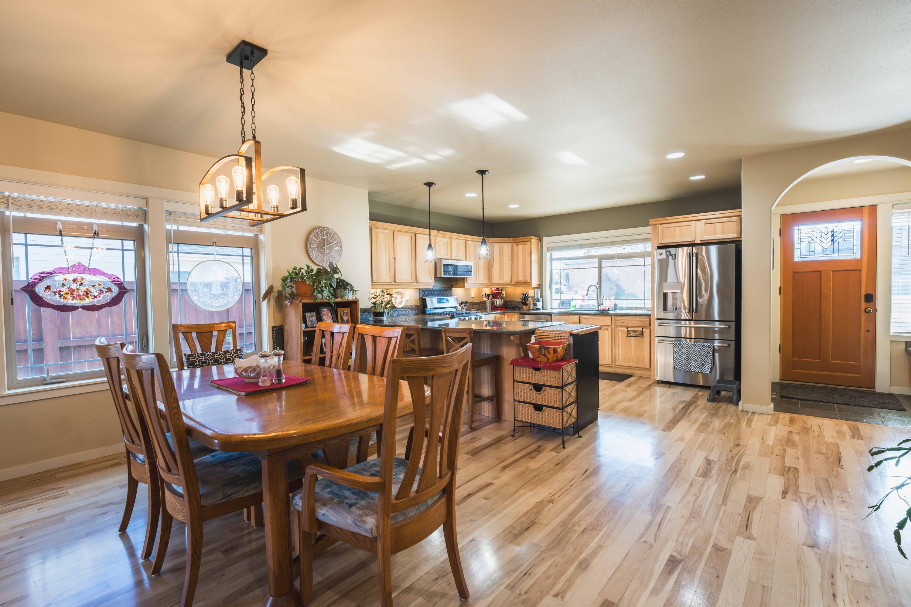 20794 Alpine Ridge Place Bend, OR 97701 - Photo 20 of 84 Alpine Ridge-42