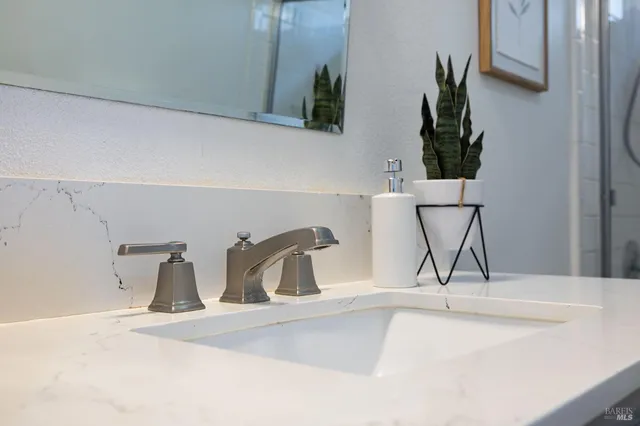 a close view of sink