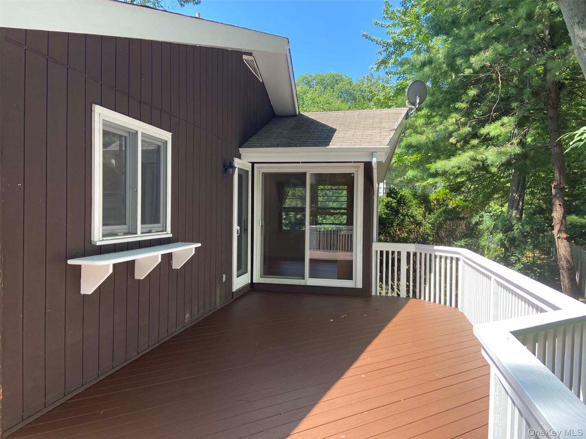 2 Livingston Road Scarsdale, NY 10583 - Photo 18 of 20