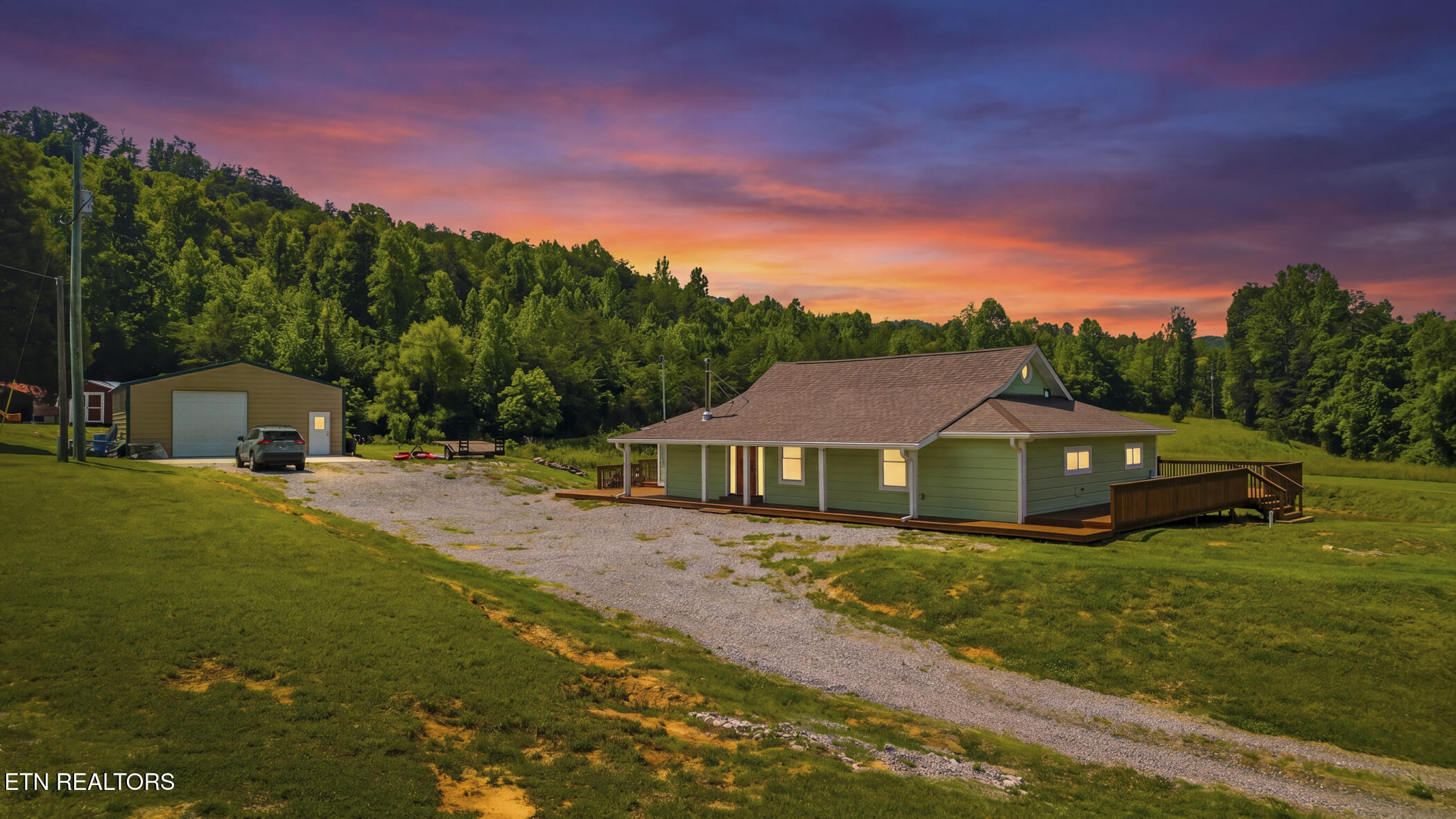 220 Three Point Road Vonore, TN 37885 - Photo 16 of 59 dji_20260520115618_0570_d - dte