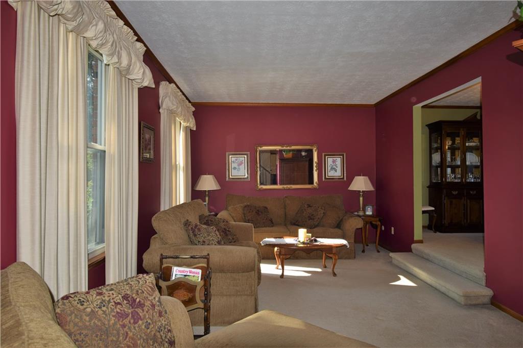 6327 Floyd Drive Springfield, OH 45502 - Photo 10 of 44