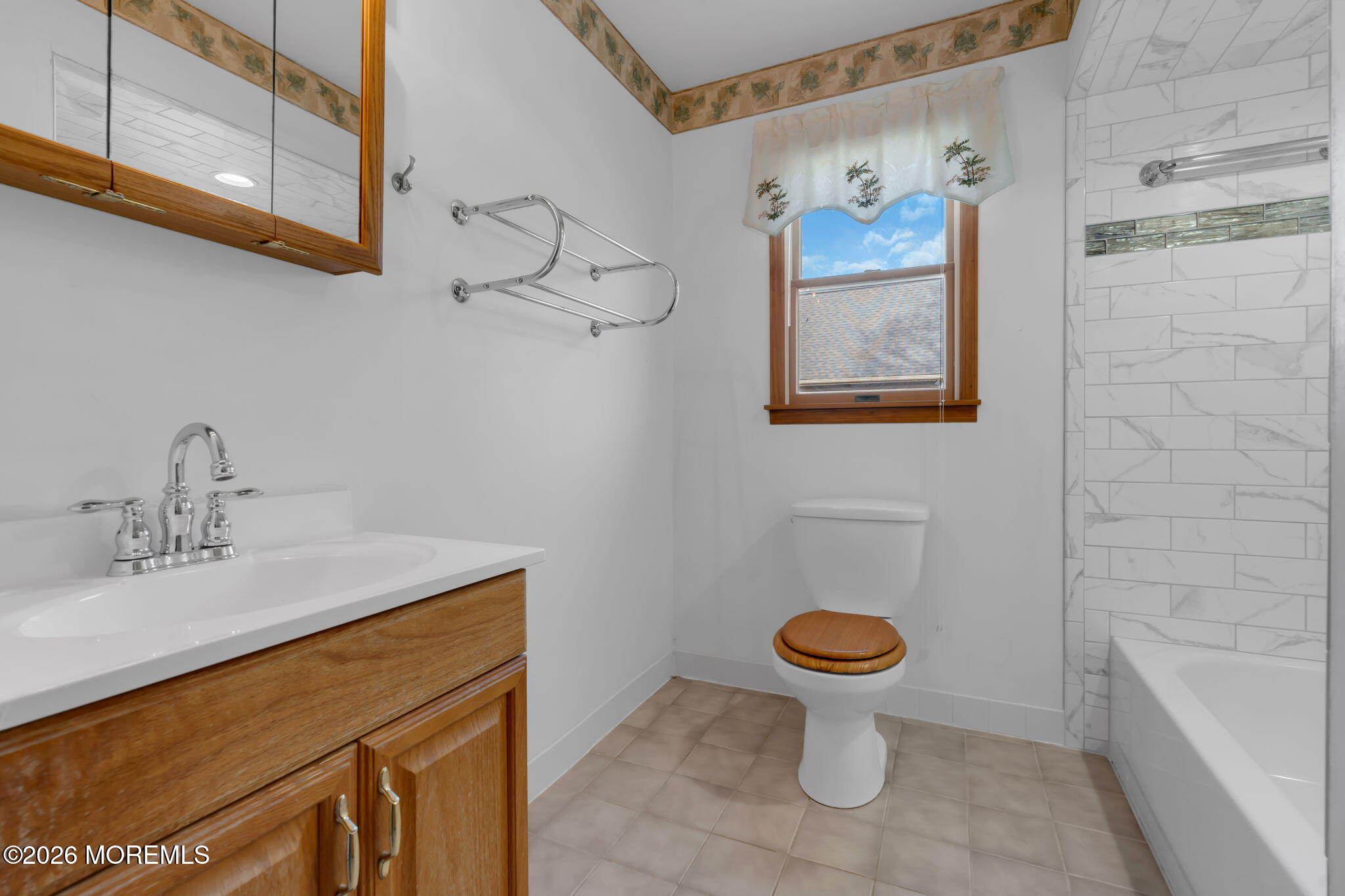 151 Magnolia Lane Middletown, NJ 07748 - Photo 11 of 60 30-web-or-mls-30-print-30-print-DSC06415